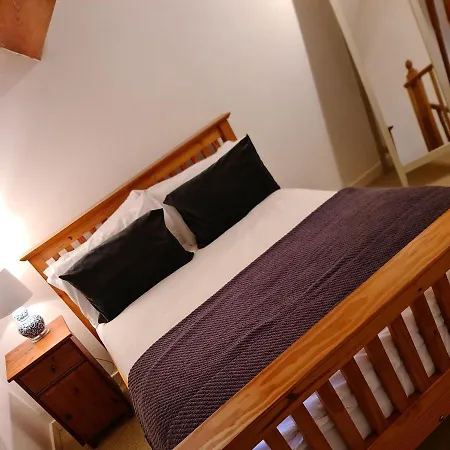 Newditch Farm - Brs Airport Apartamento *