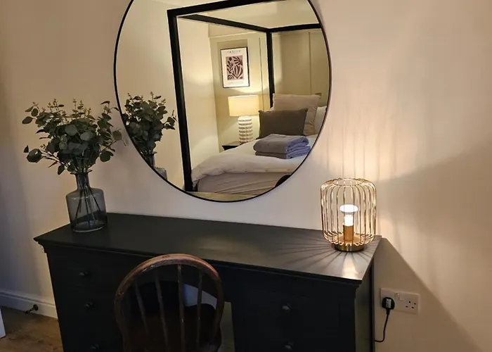 Newditch Farm - Brs Airport *